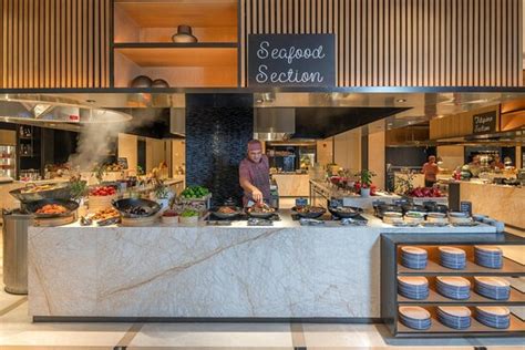 fresh international buffet reviews|One of the best .